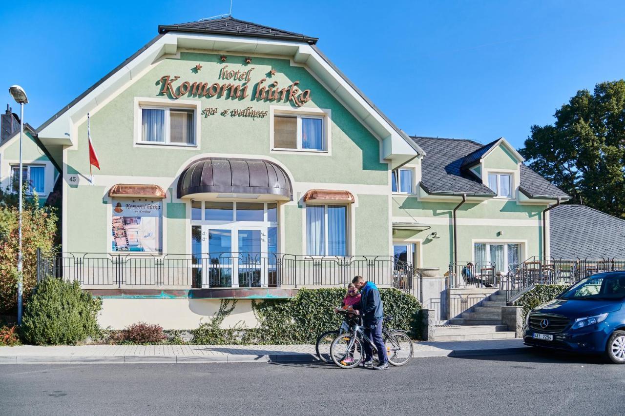 Hotel Komorni Hurka Cheb Esterno foto